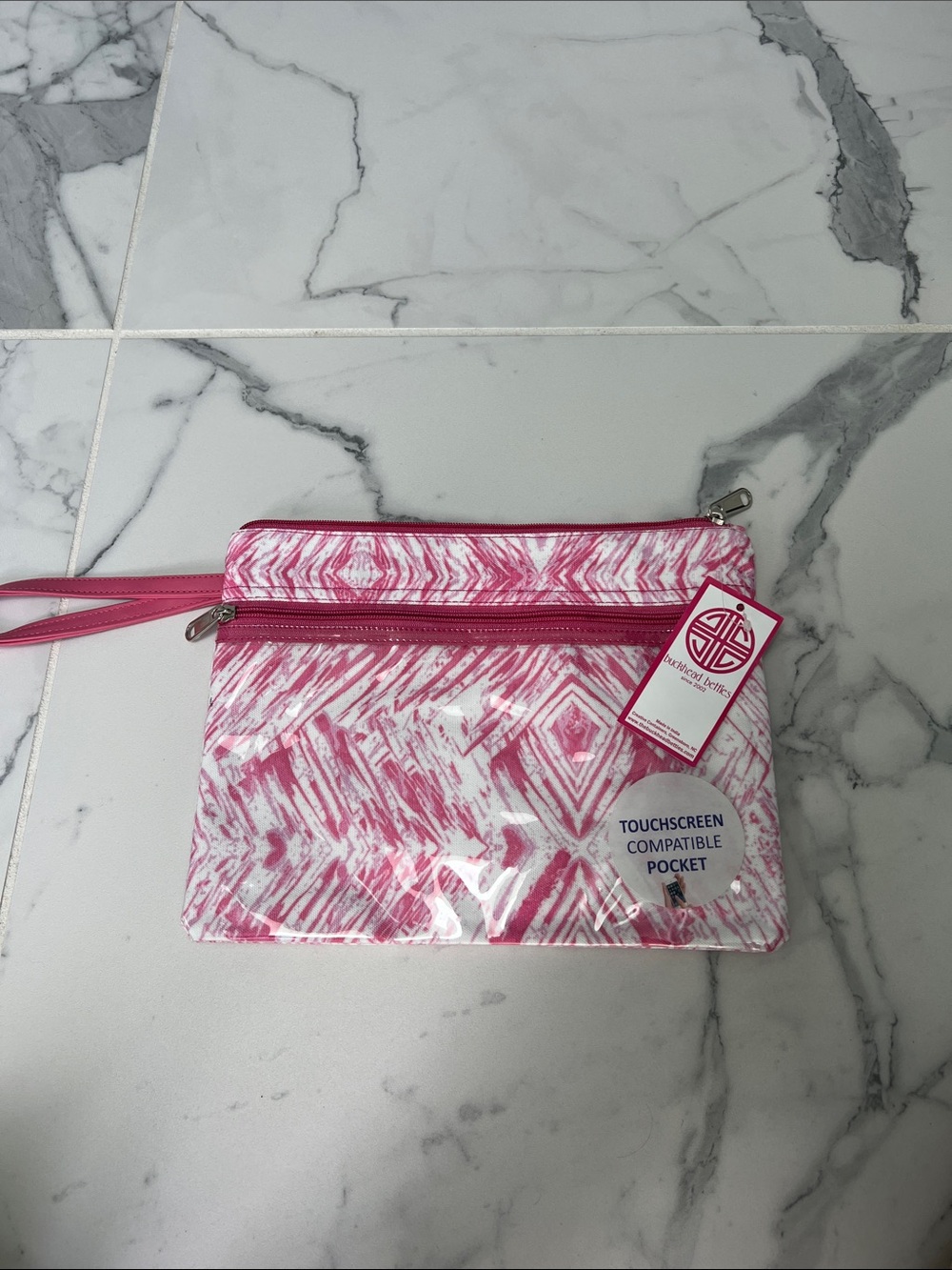 NWT Buckhead Betties Touchscreen Pocket clutch perfect for pool/beach!!